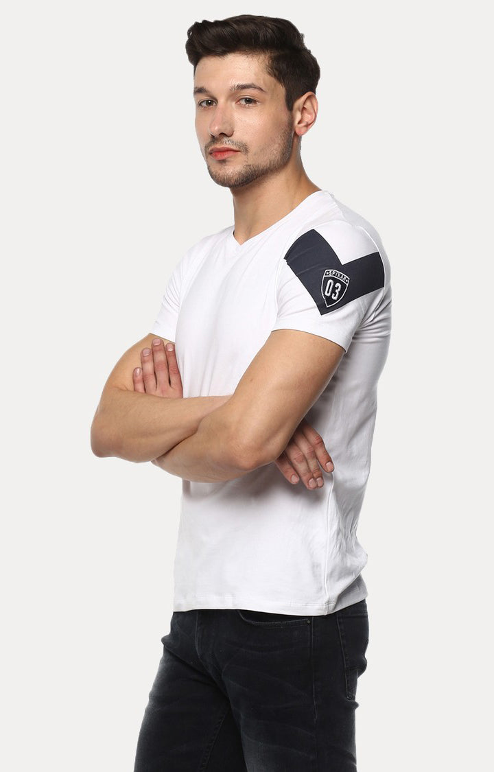 Spykar White Solid Slim Fit Men T-Shirts