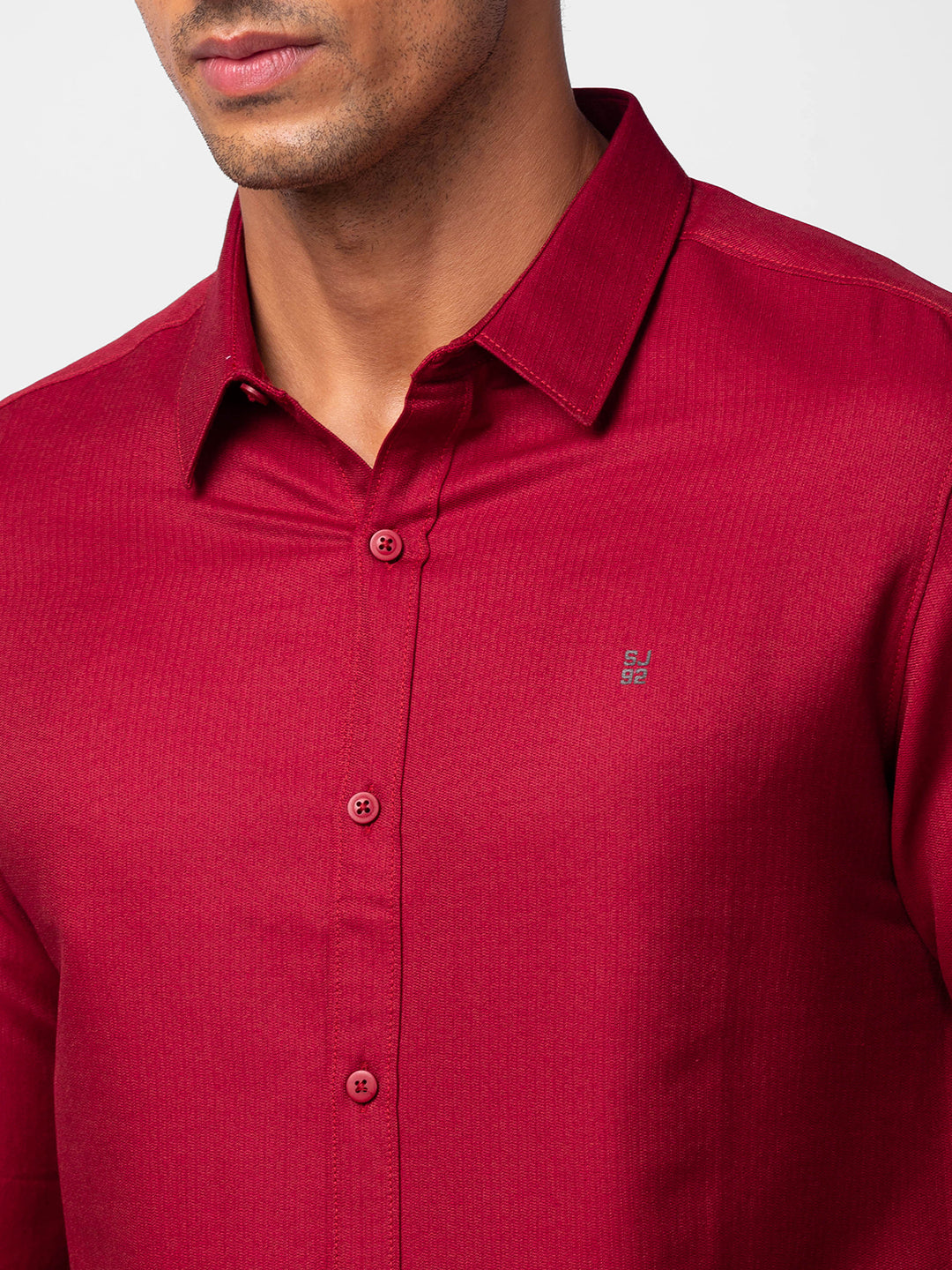 Spykar Men Deep Red Cotton Slim Fit Plain Shirt