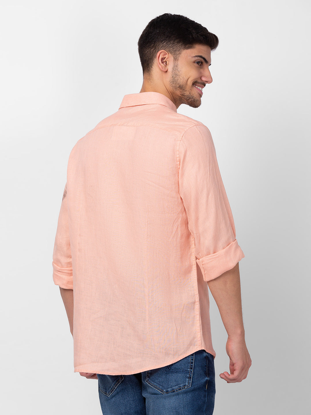 Spykar Men Peach Cotton Slim Fit Plain Shirt