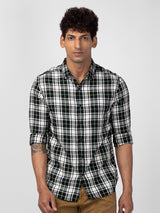 Spykar Men Neon Green Cotton Slim Fit Checkered Shirt