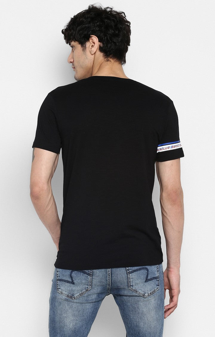 Spykar Black Cotton Slim Fit T-Shirt For Men