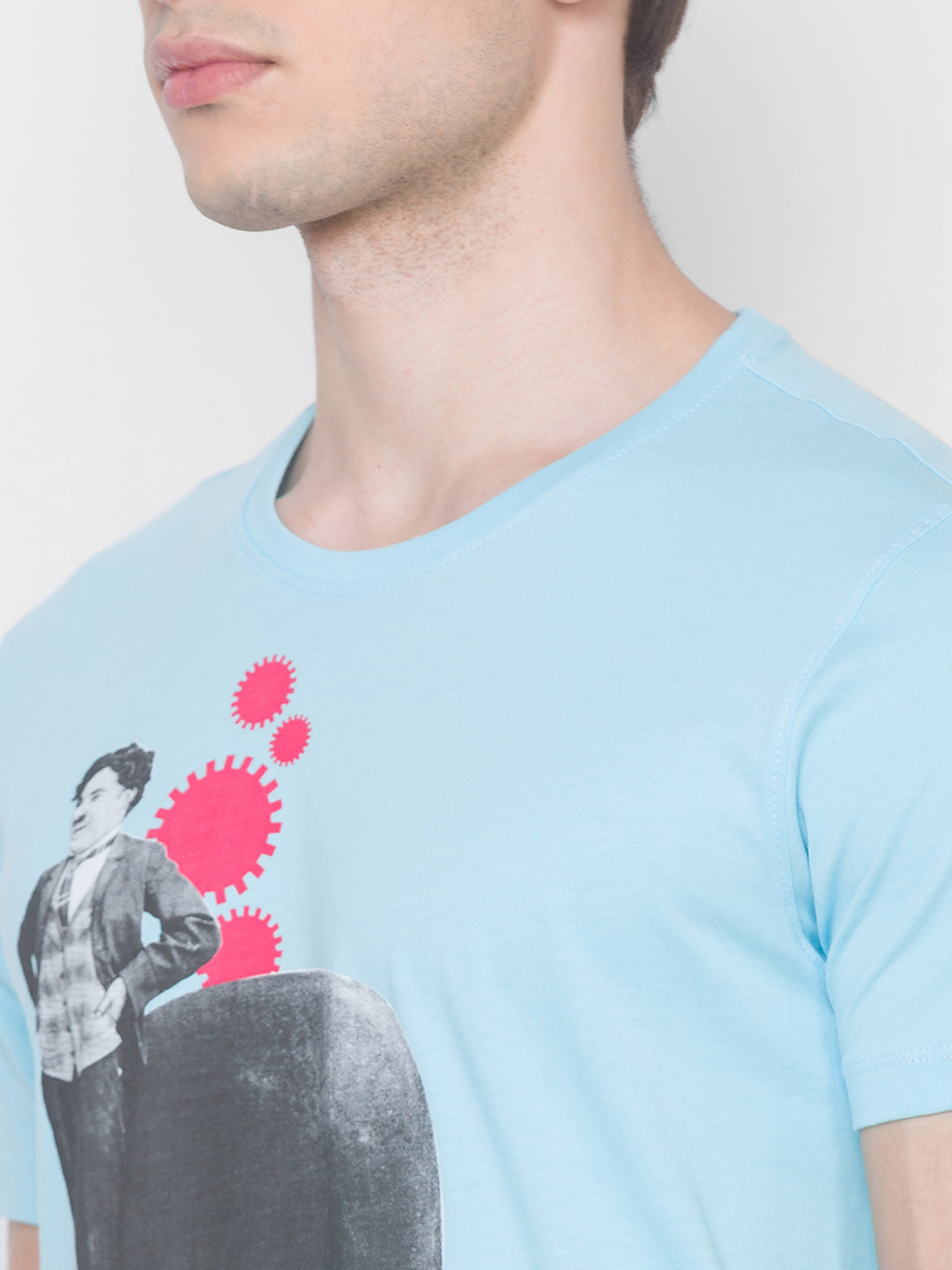 Charlie Chaplin Spykar Men Blue Cotton Slim Fit Round Neck T-Shirt