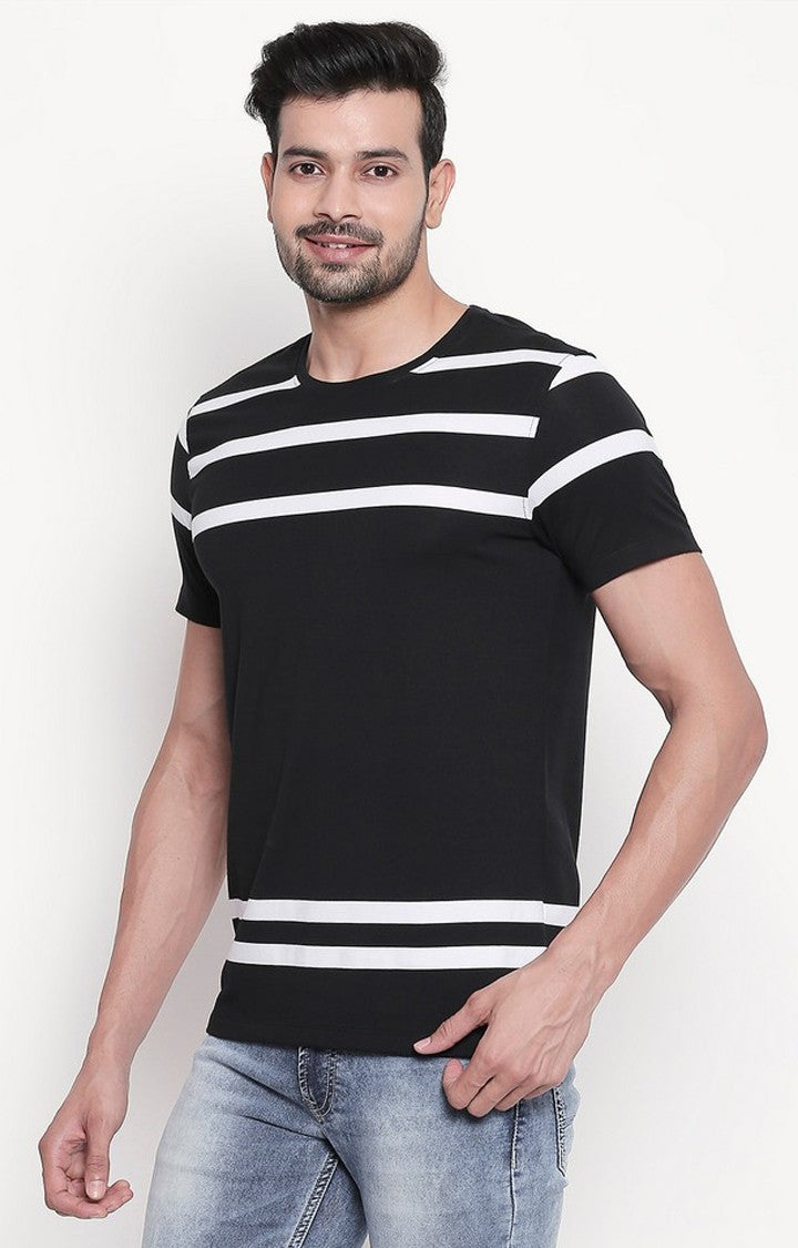 Spykar Black Cotton Regular Fit T-Shirt For Men