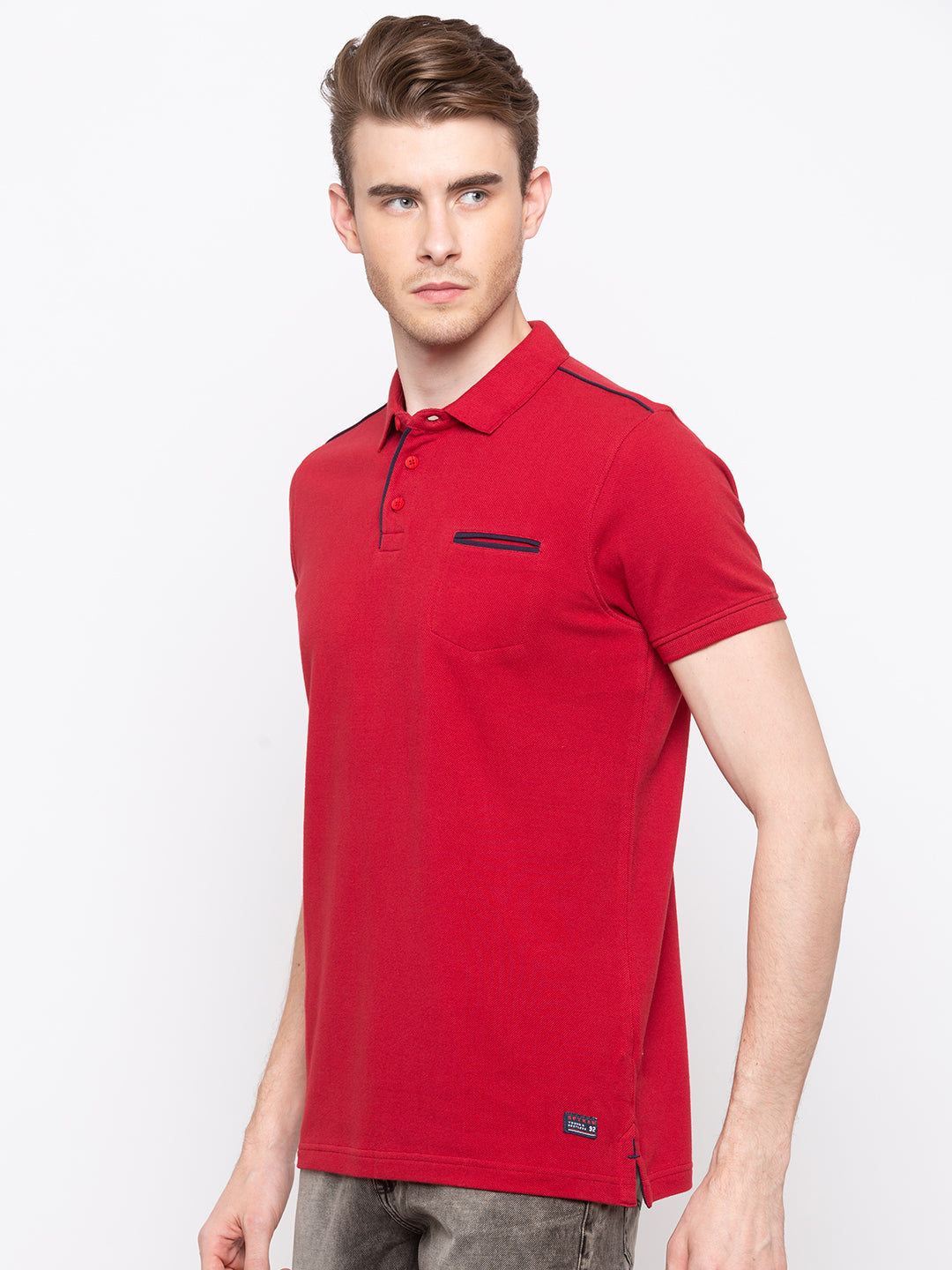 Spykar Men Red Solid Slim Fit T-Shirt