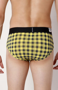 Underjeans By Spykar Men Yellow Check Cotton Blend Brief