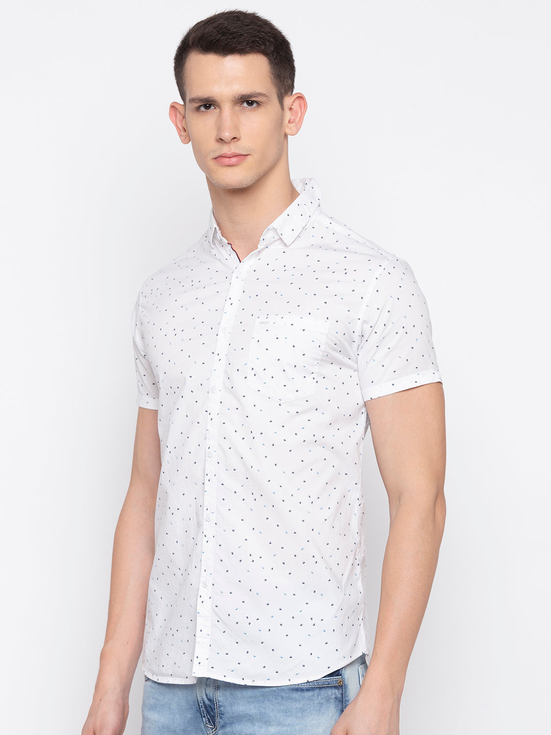 Spykar Men White Printed Slim Fit Casual Shirt