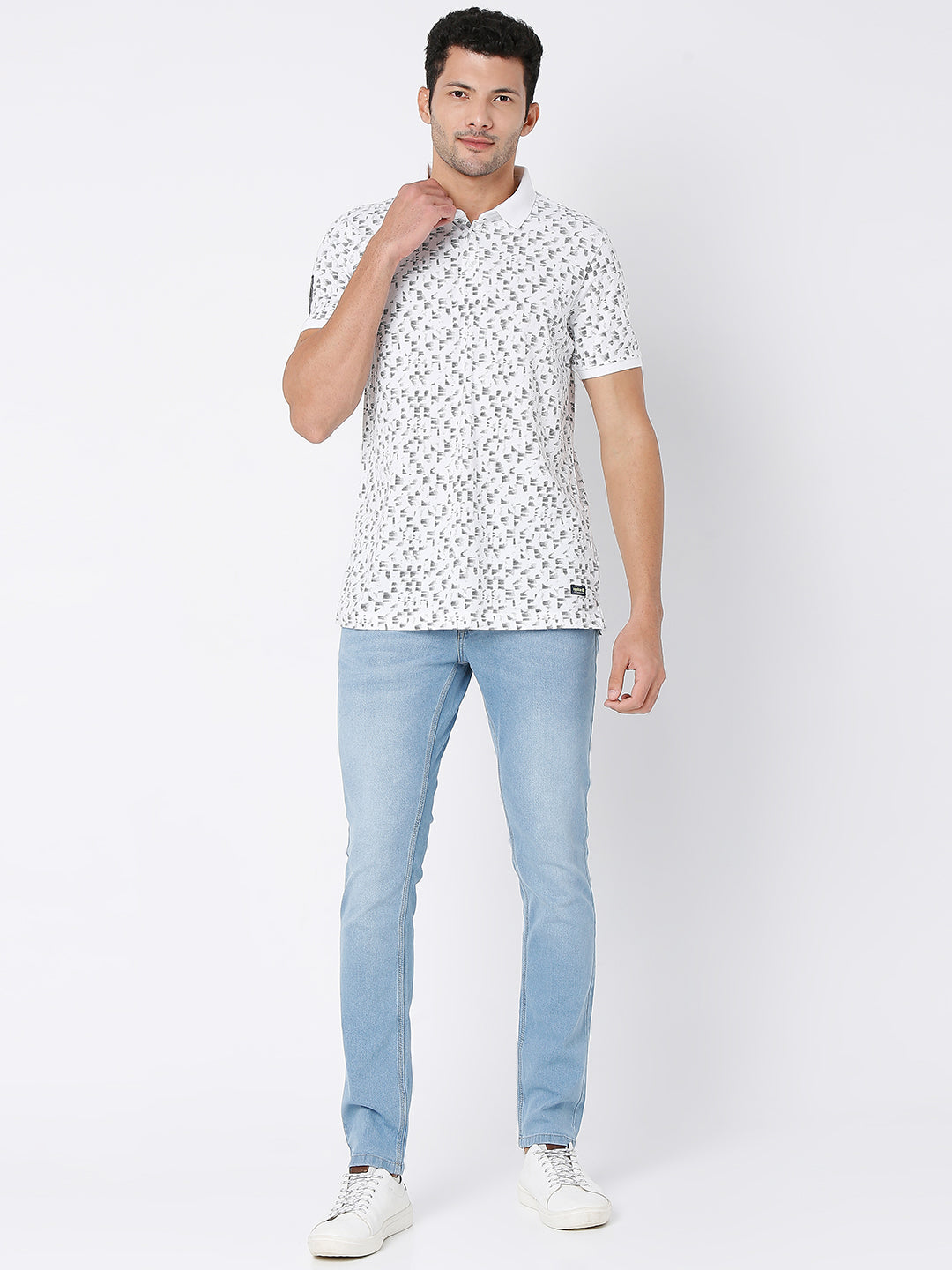 Spykar Men White Cotton Printed Round Neck T-Shirt