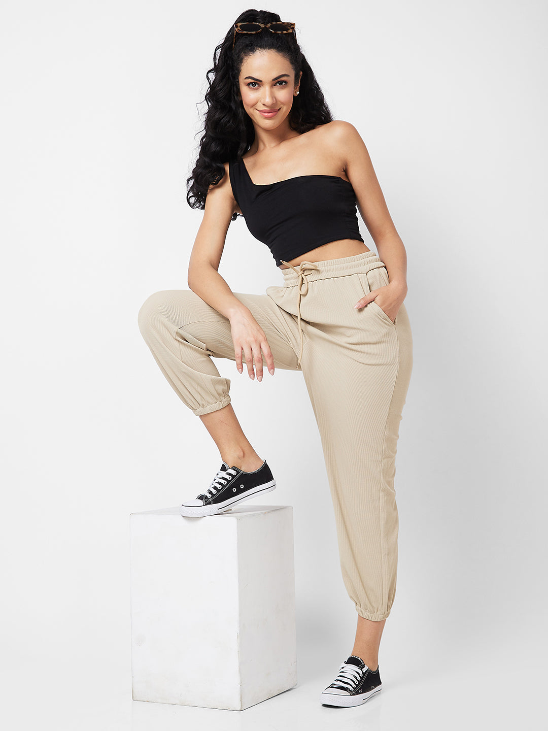 Spykar Jogger Fit Beige Knits Track Pants For Women