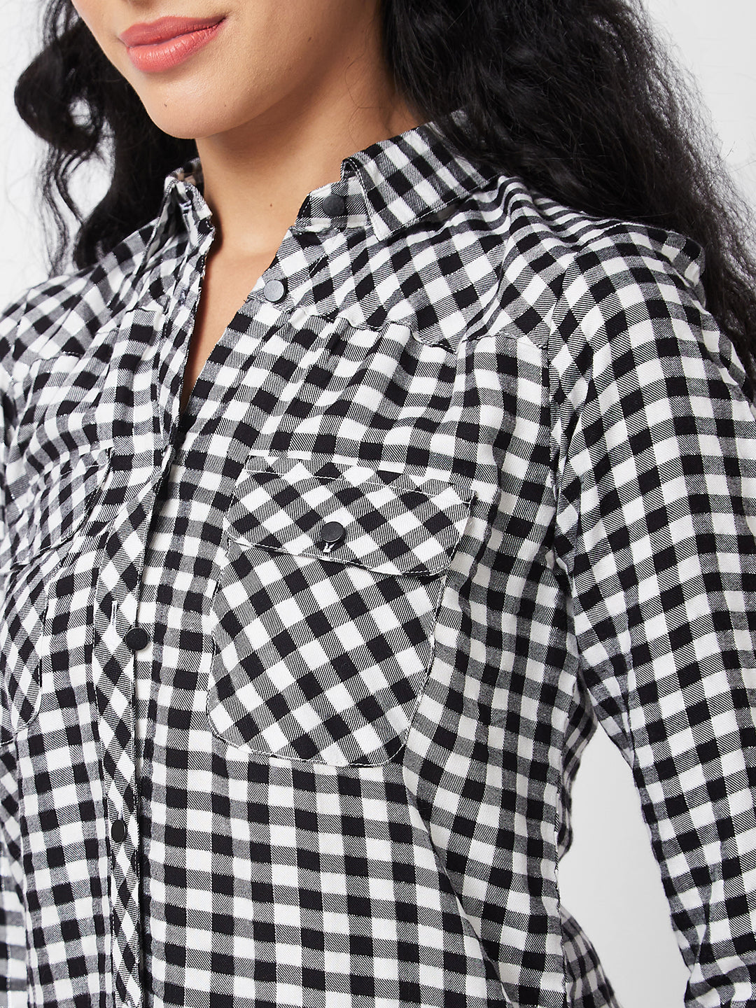 Spykar Black/White Checks Shirt For Women