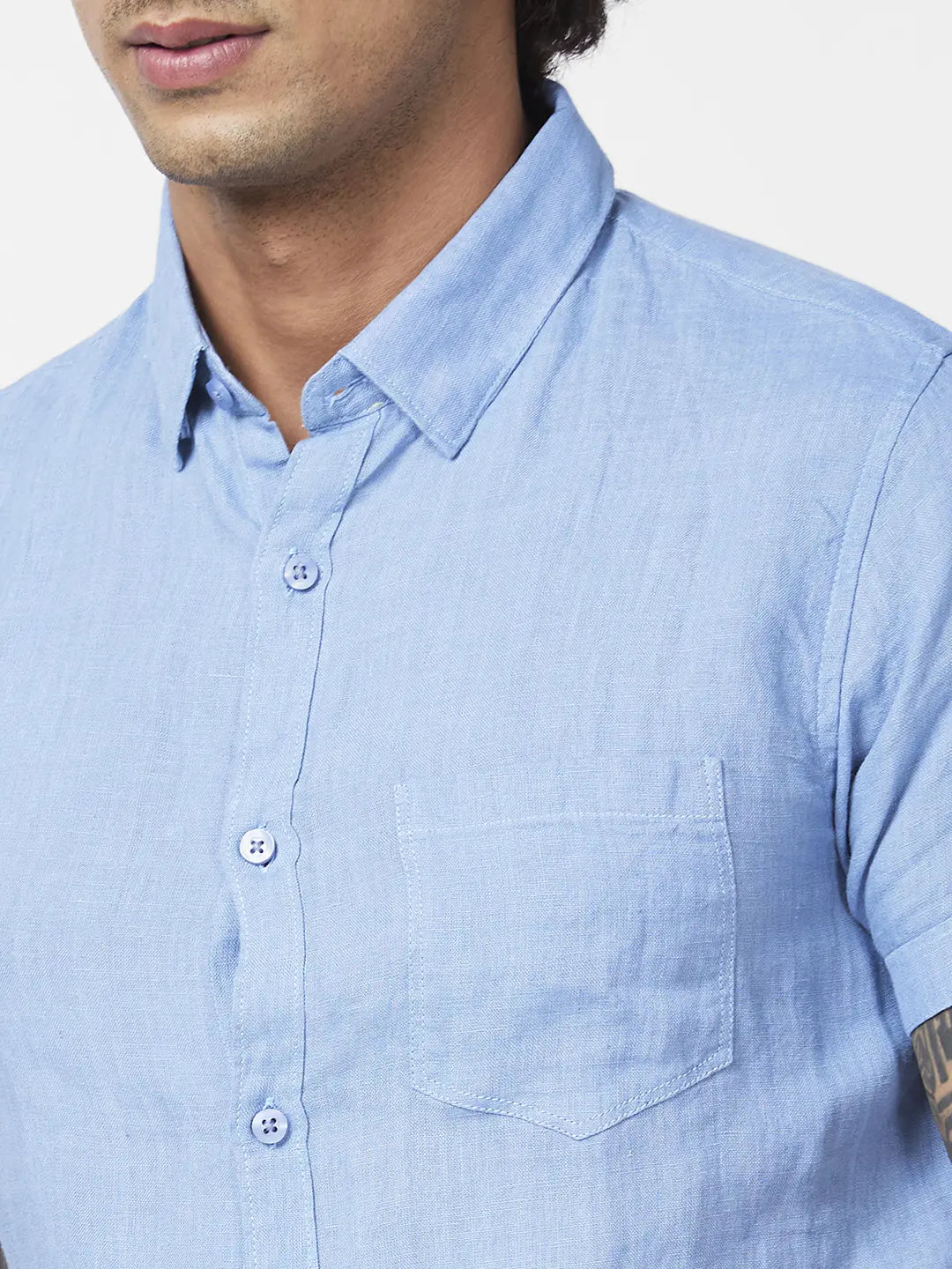 Spykar Men Powder Blue Linen Regular Slim Fit Half Sleeve Casual Plain Shirt