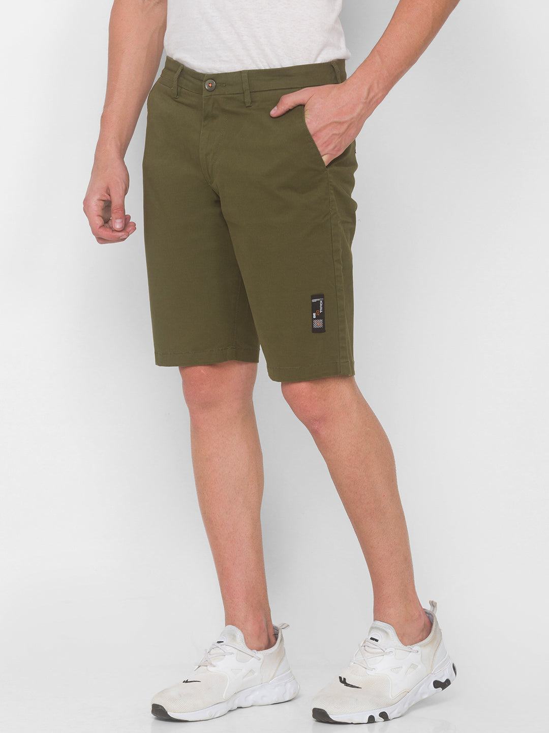 Spykar Men Olive Green Solid Relaxed Mid-Rise Shorts (Relaxed)