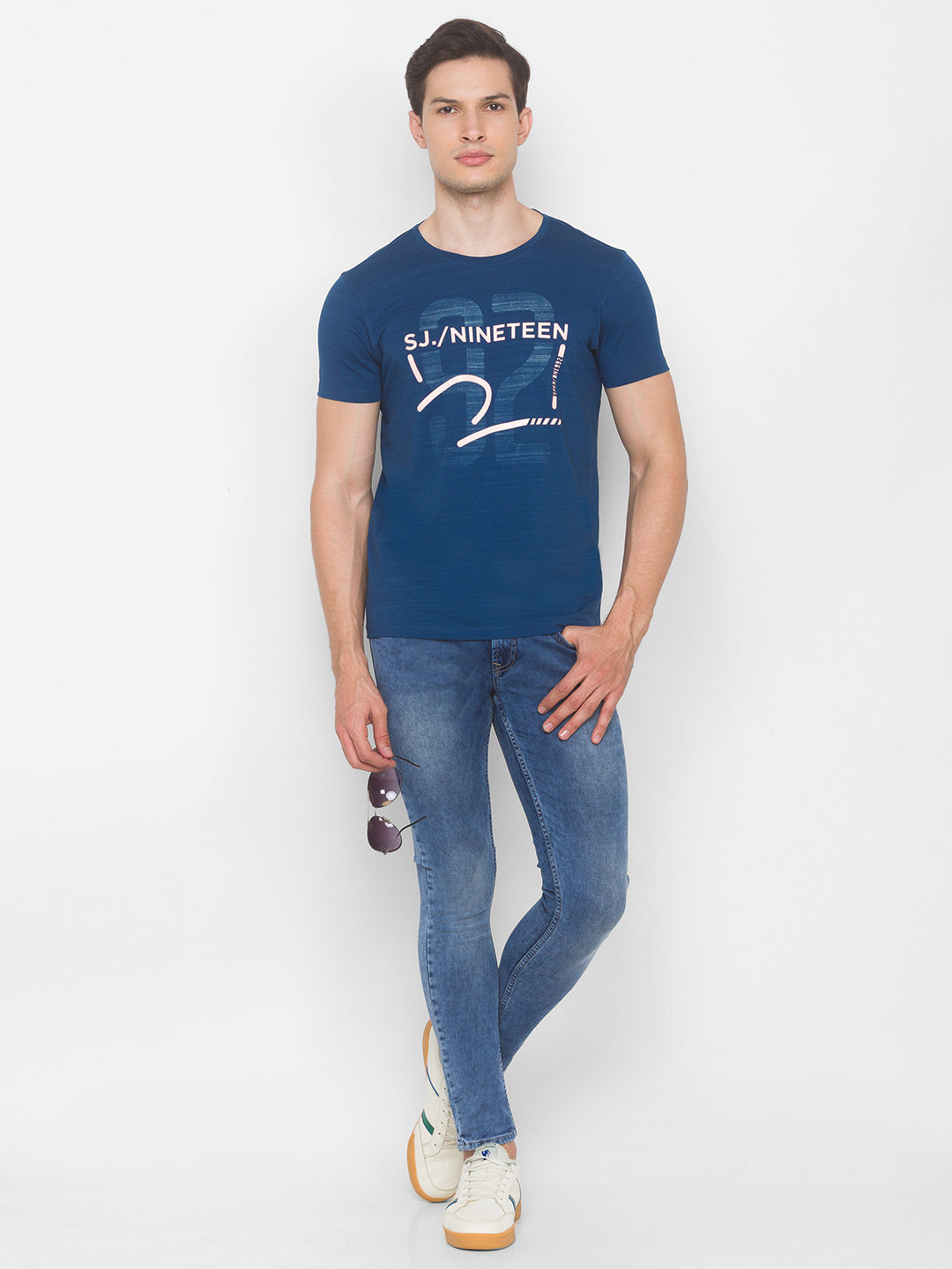 Spykar Men Blue Cotton Blend Slim Fit Round Neck T-Shirt