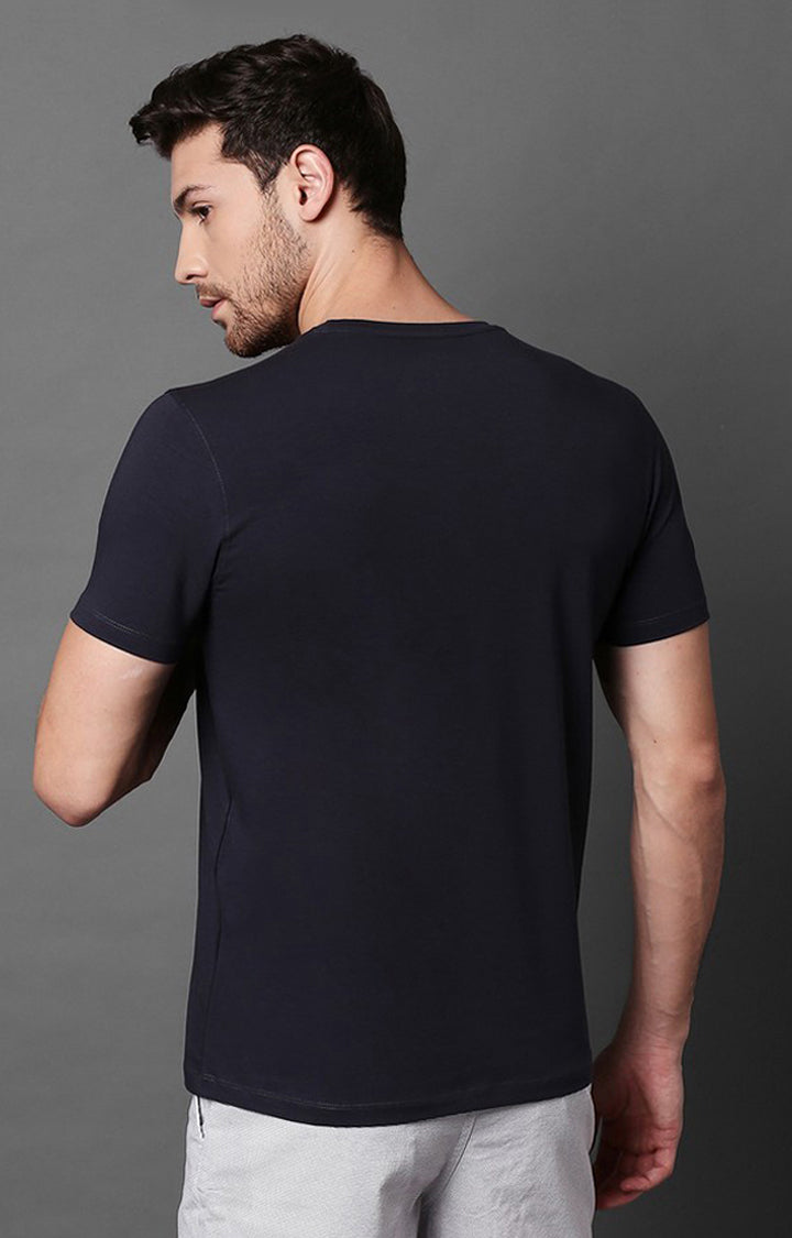 Spykar Black Cotton Slim Fit T-Shirt For Men