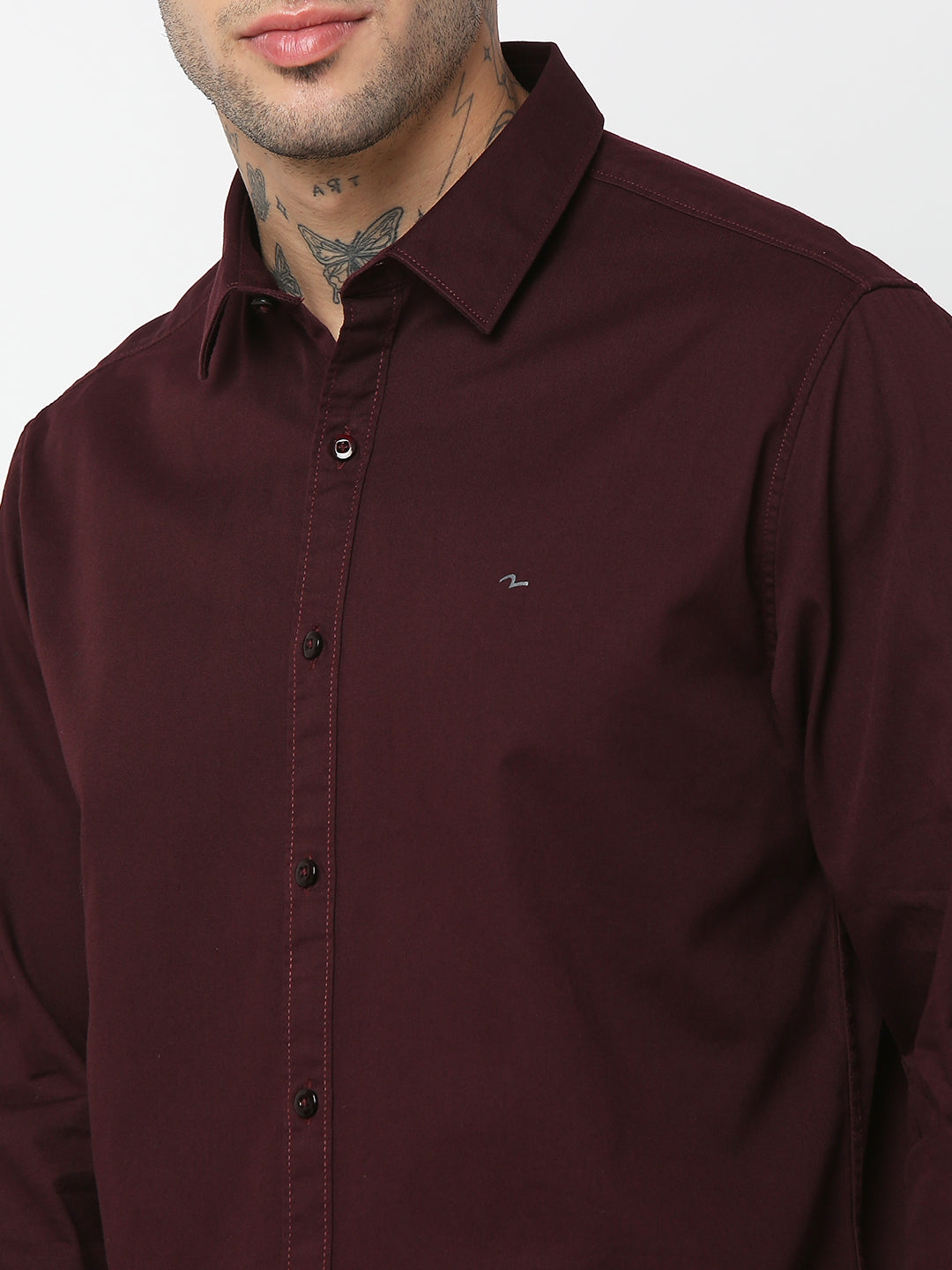 Spykar Men Wine Red Cotton Slim Fit Plain Shirts