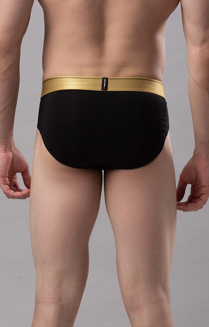 Underjeans By Spykar Black Solid Briefs For Men