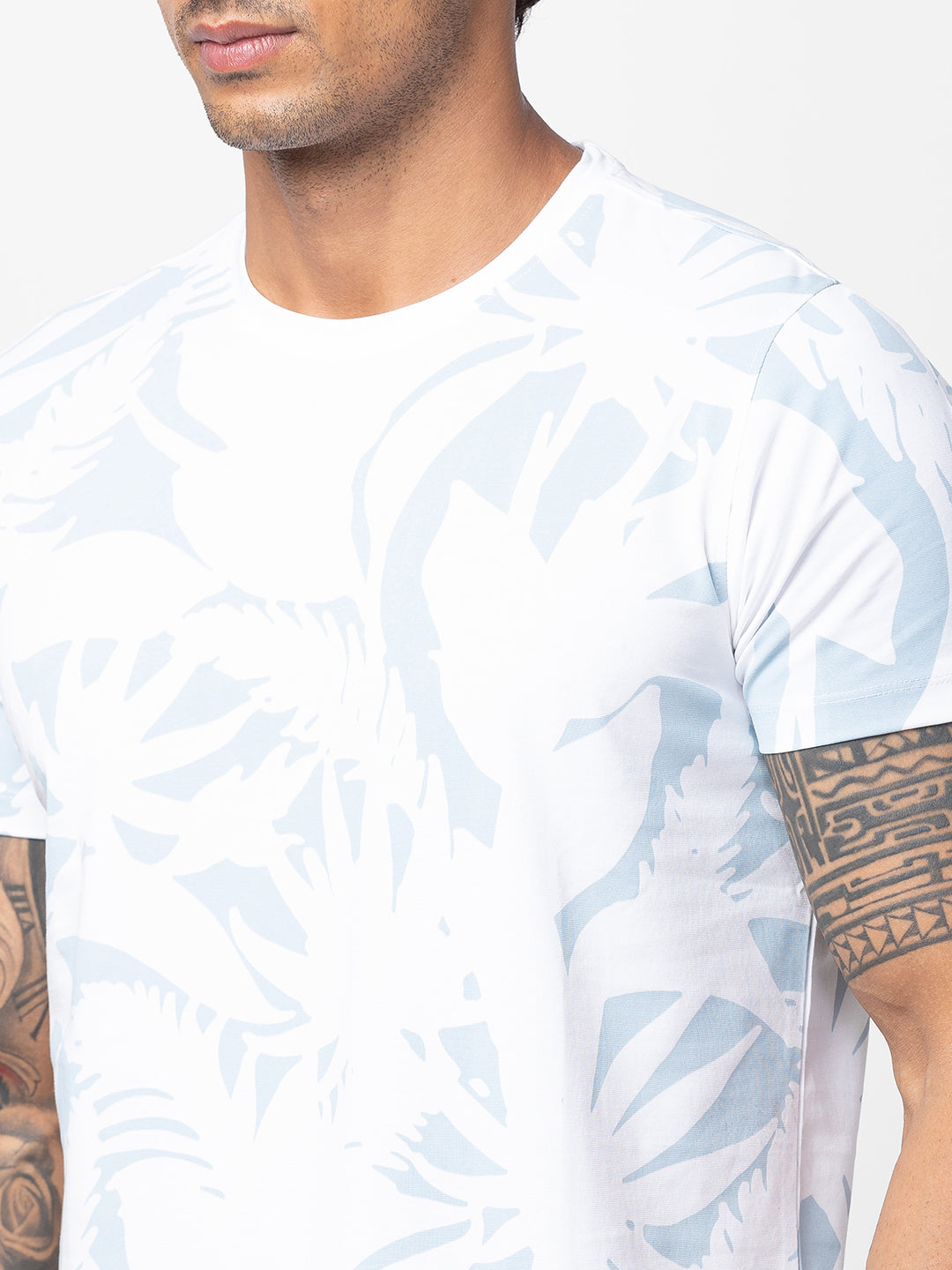 Spykar Men White Cotton Regular Fit Half Sleeve Printed T-Shirt