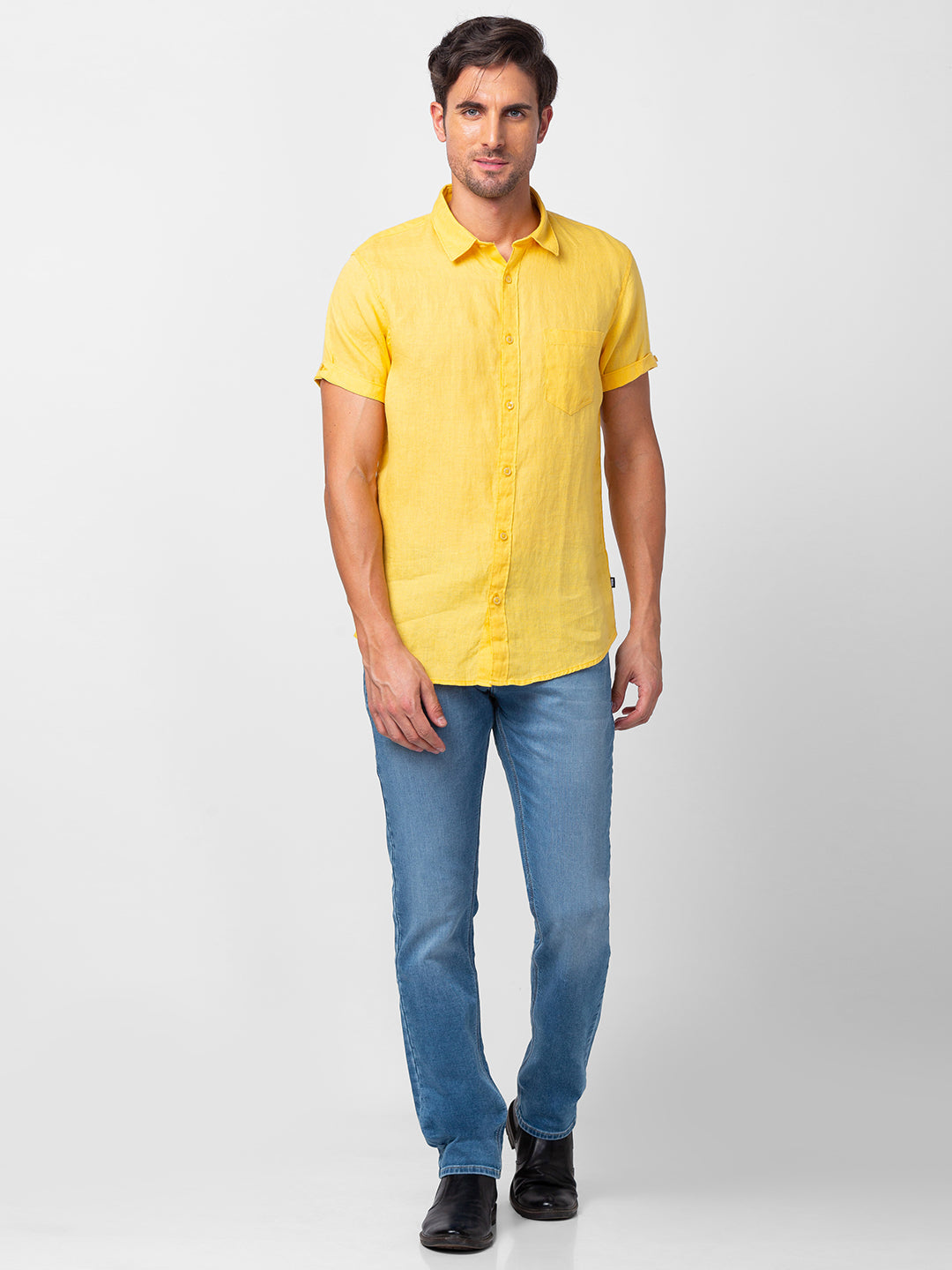 Spykar Men Chrome Yellow Cotton Slim Fit Plain Shirt