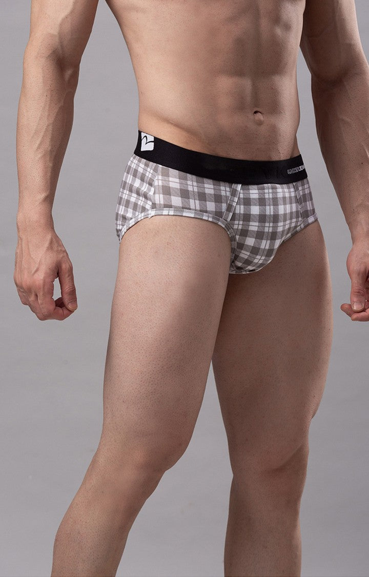 White Cotton Brief For Men Premium- Underjeans By Spykar