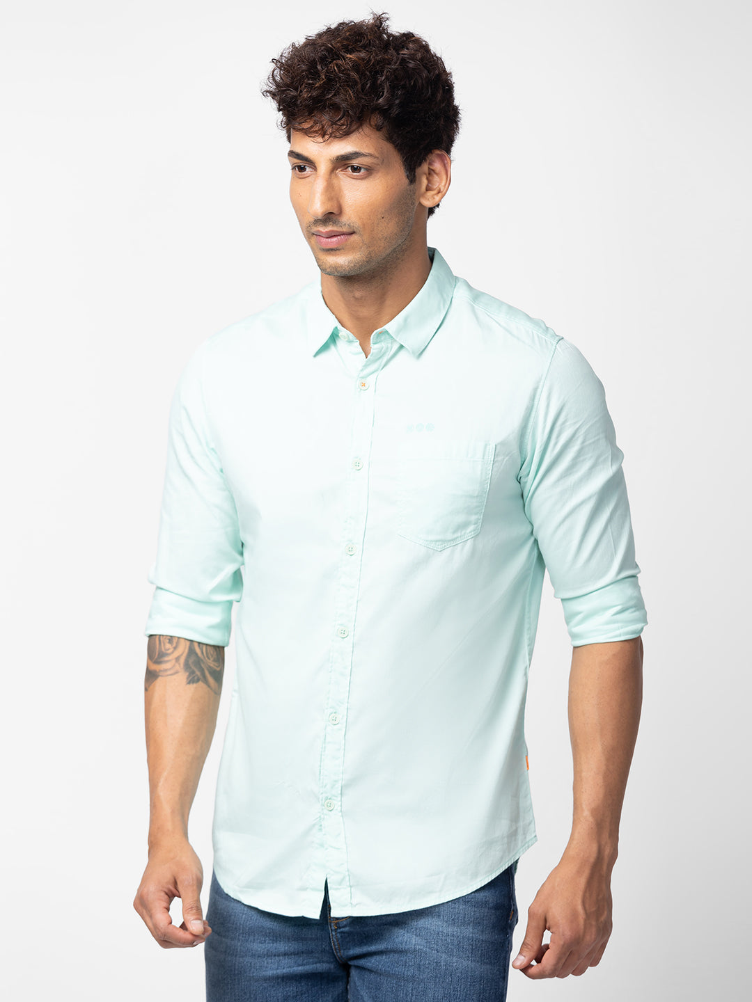 Spykar Men Mint Green Cotton Slim Fit Plain Shirt