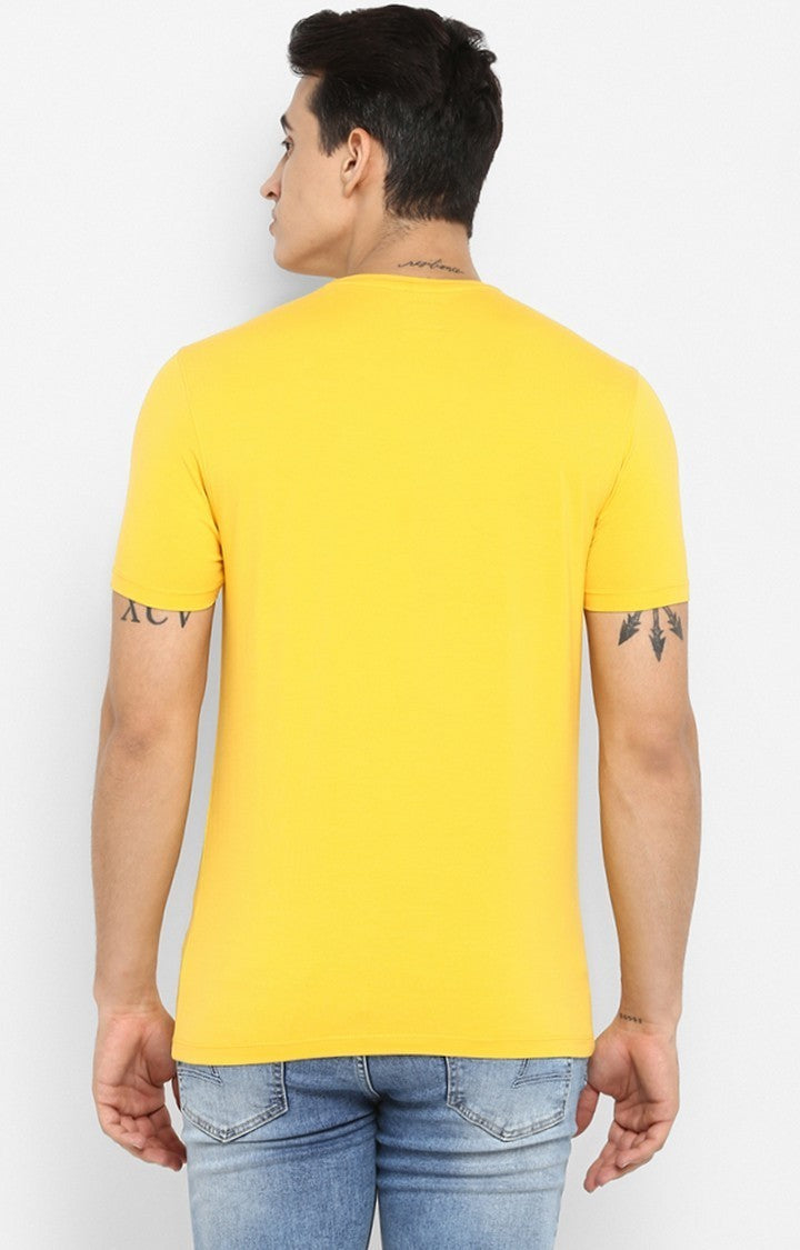 Spykar Yellow Printed Slim Fit Men T-Shirts