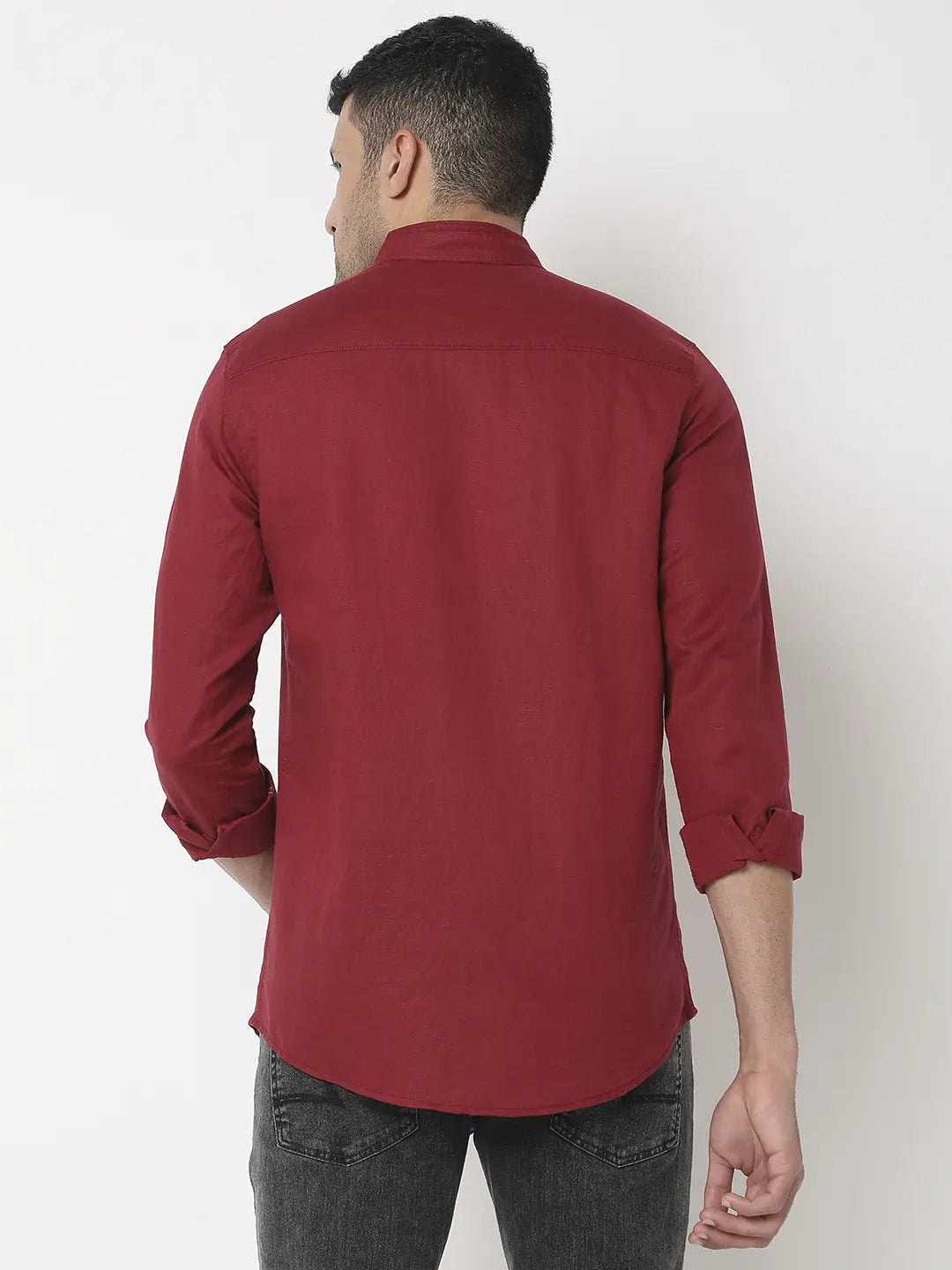 Spykar Men Maroon Cotton Slim Fit Plain Shirt