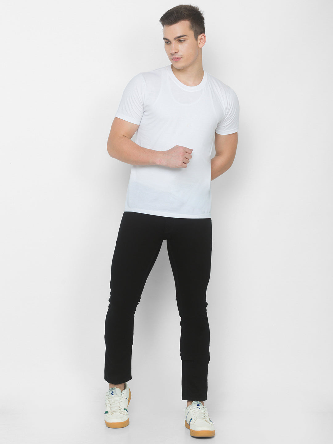 Spykar Men Black Solid Skinny Low-Rise Jeans (Skinny)