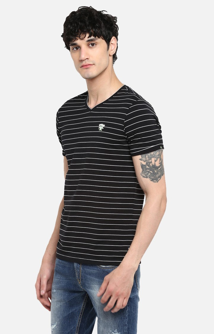 Spykar Black & White Striped Slim Fit Men T-Shirts