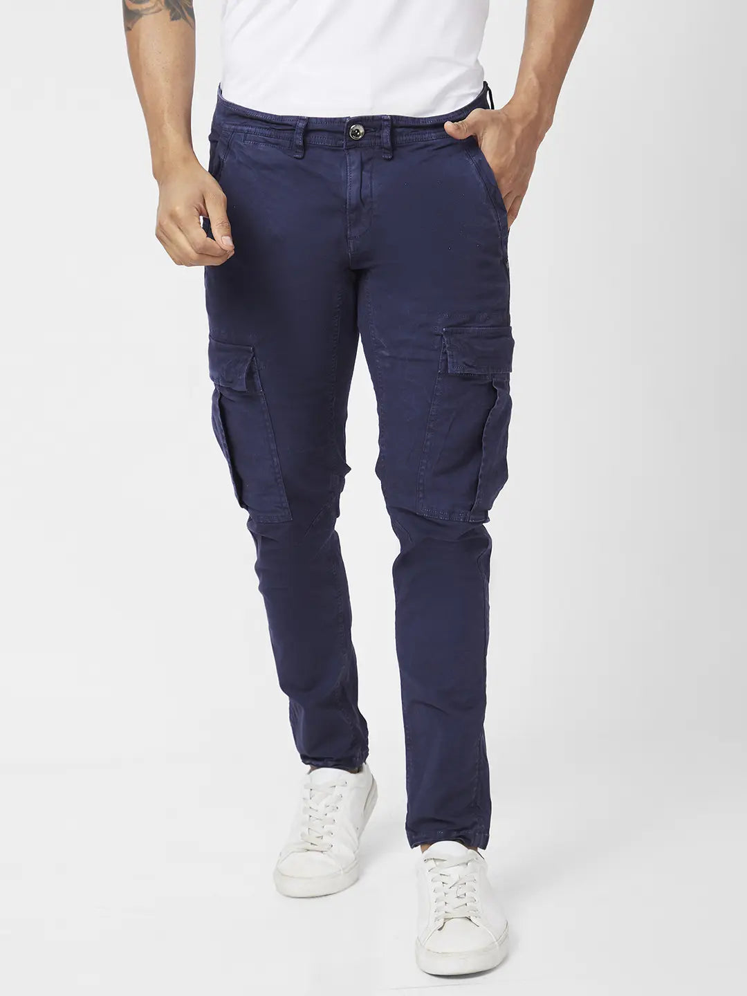 Spykar Men Navy Blue Cotton Tapered Fit Ankle Length Mid Rise Cargo Pant