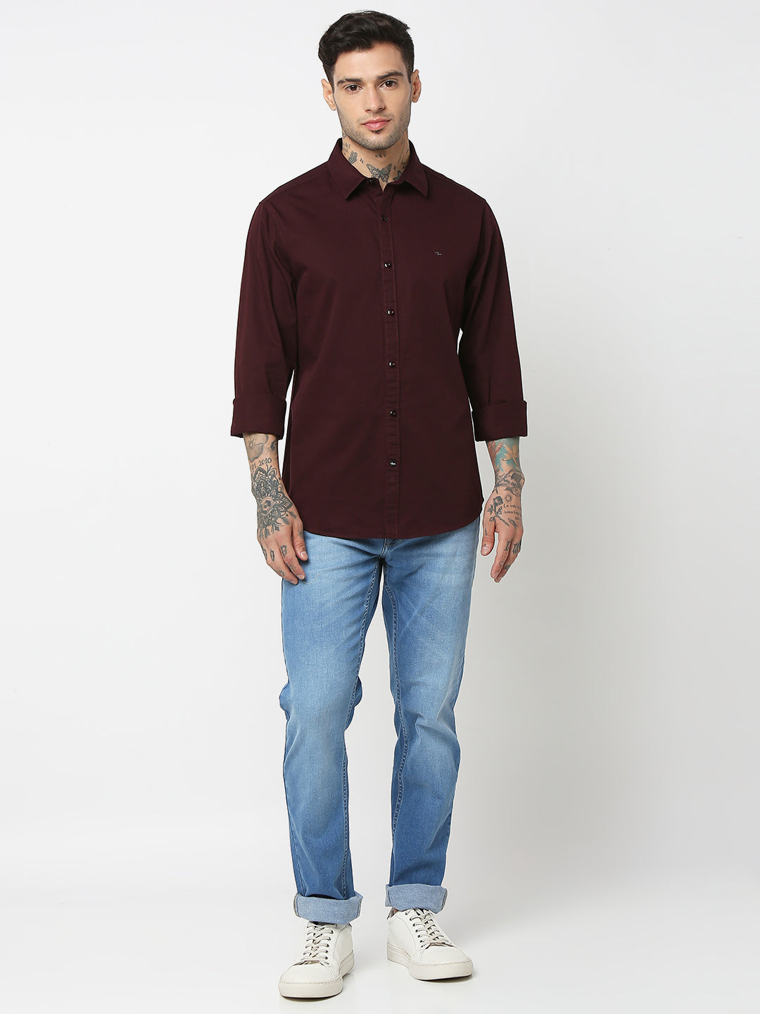 Spykar Men Wine Red Cotton Slim Fit Plain Shirts