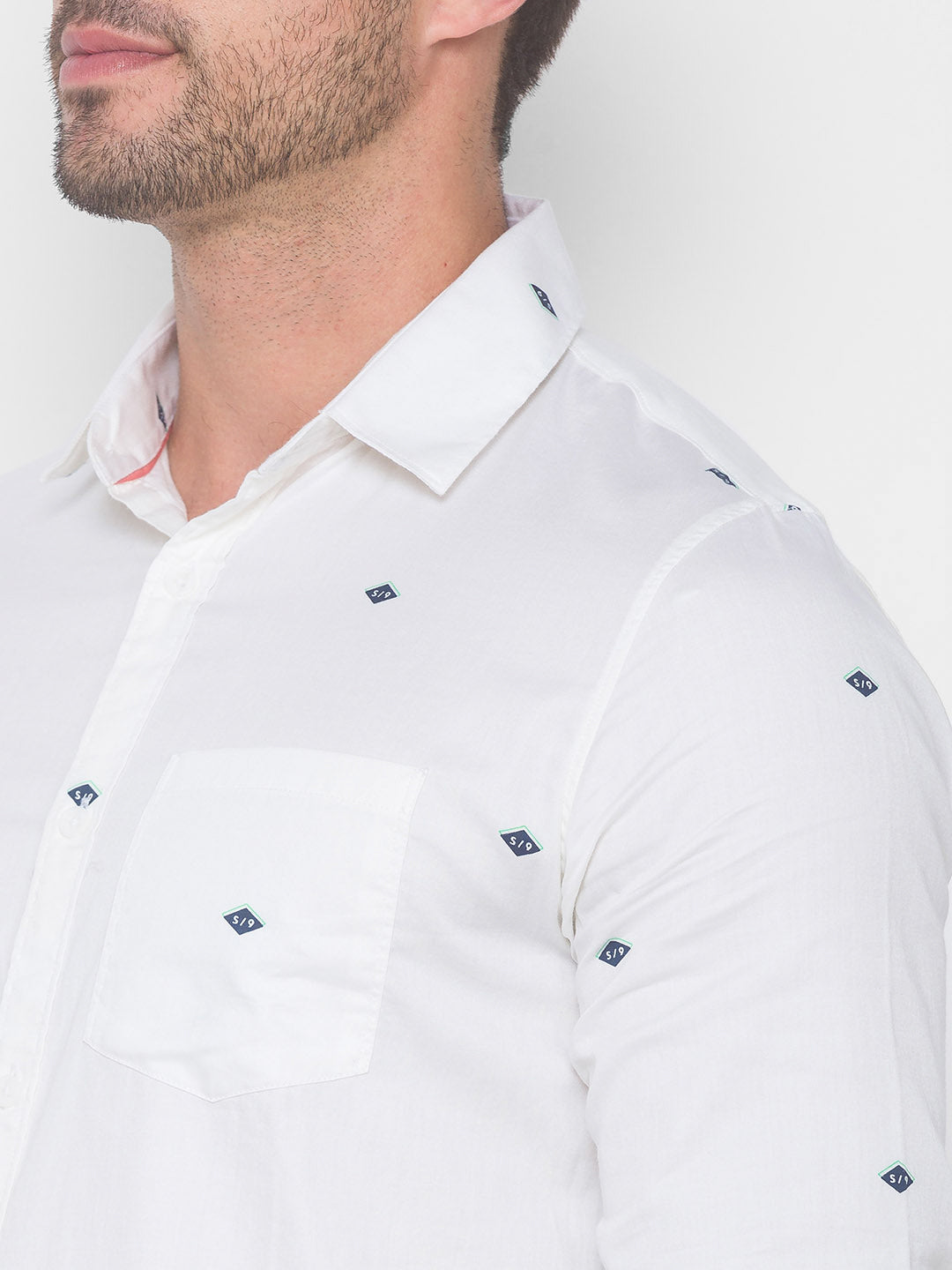 Spykar Men White Cotton Slim Fit Shirt