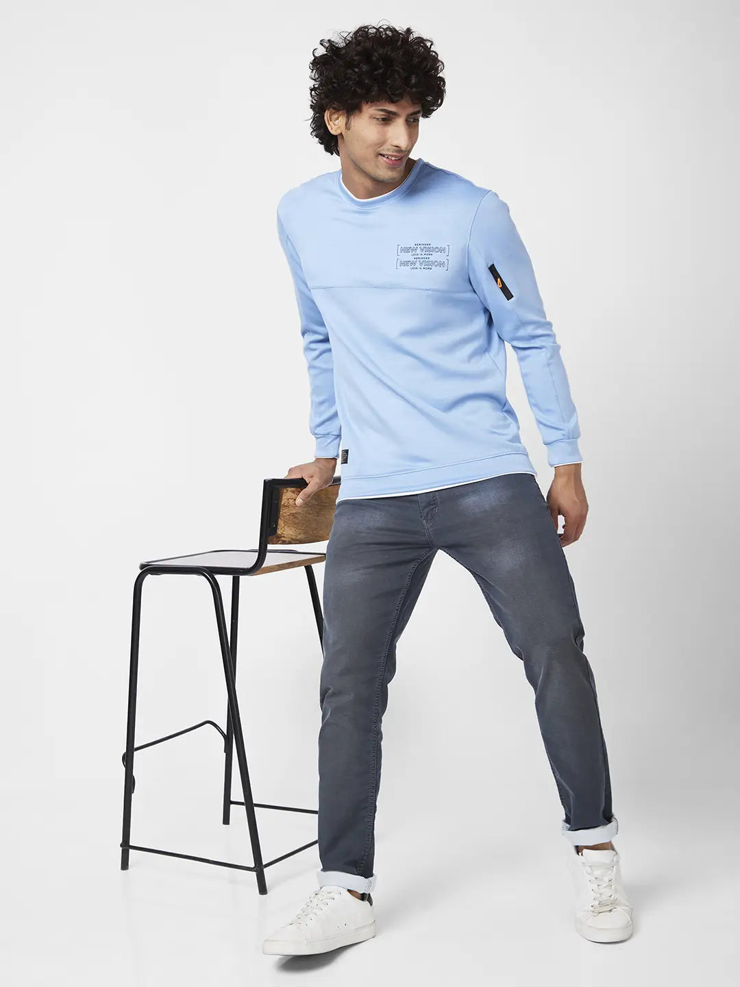 Spykar Men Powder Blue Blended Slim Fit Full Sleeve Round Neck Printed Casual Sweatshirt