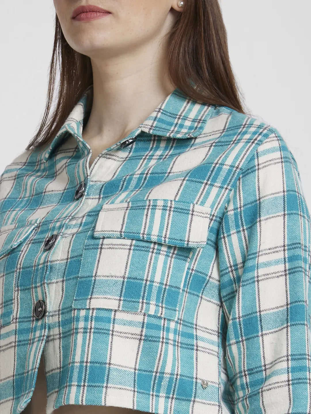 Spykar Women Green Cotton Oversize Fit Full Sleeve Checkered Crop Shirt