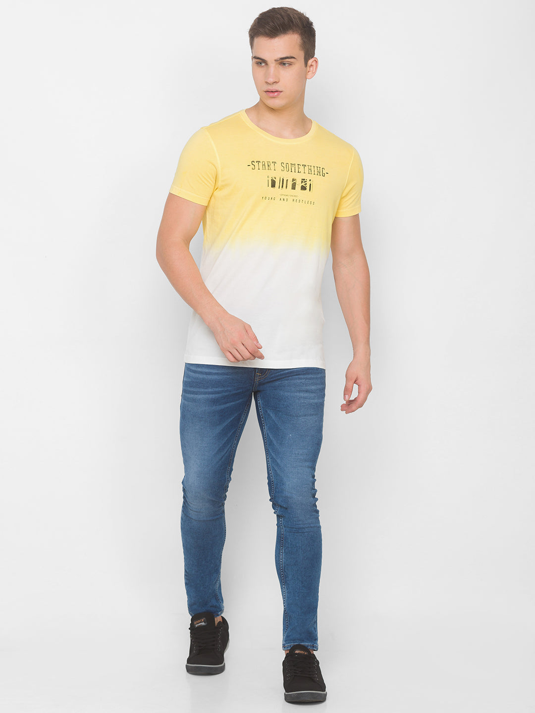 Spykar Men Yellow Cotton Blend Slim Fit Round Neck T-Shirt