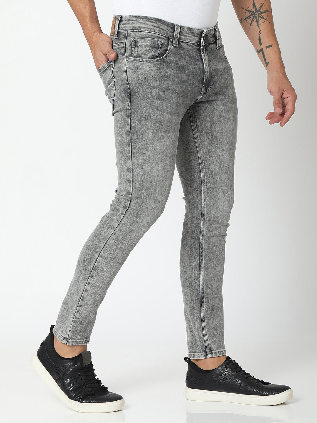 Spykar Men Grey Slim Fit Tapered Length Jeans (Kano)