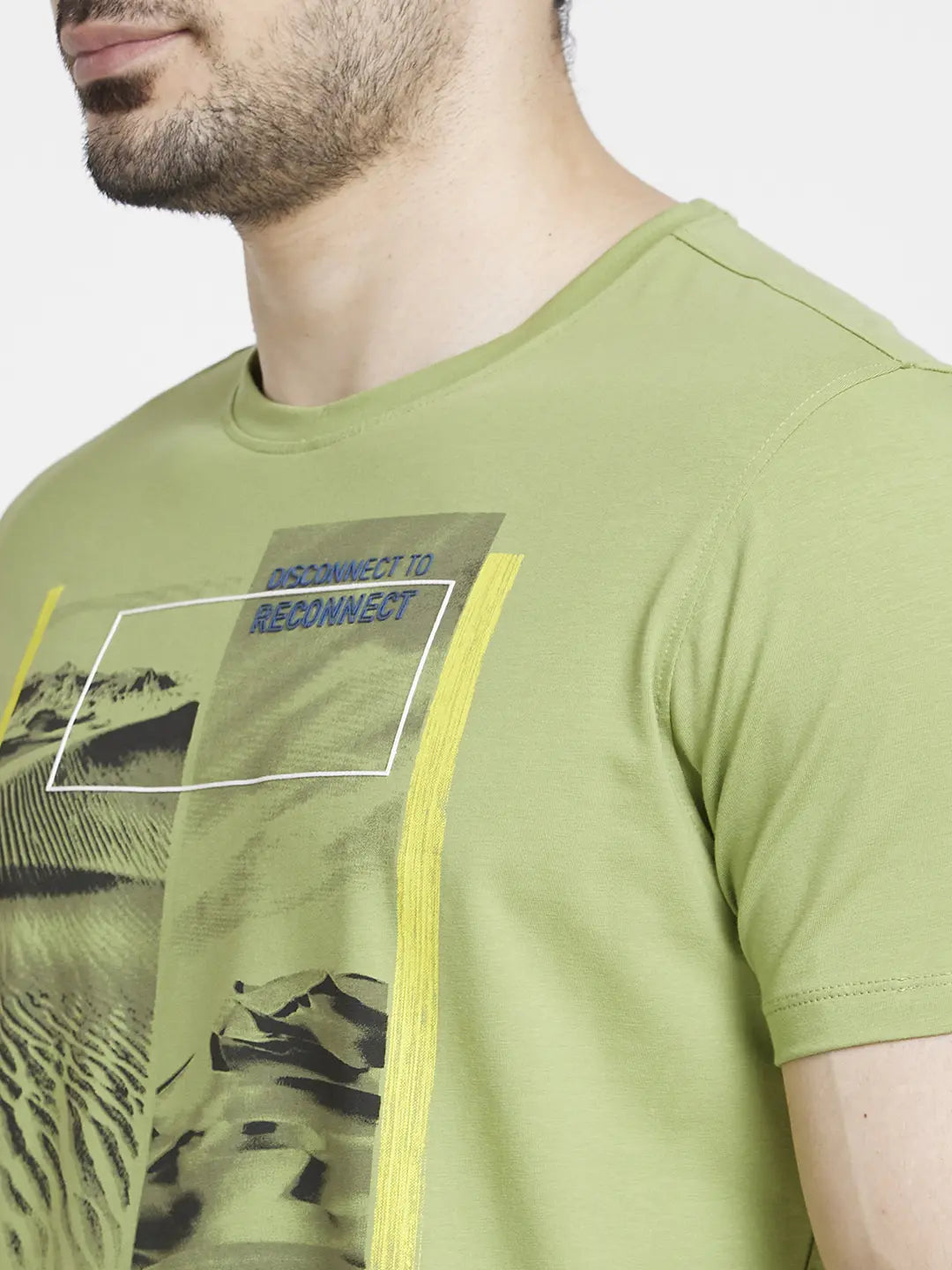 Spykar Men Dusty Pista Green Cotton Slim Fit Printed Round Neck Tshirt