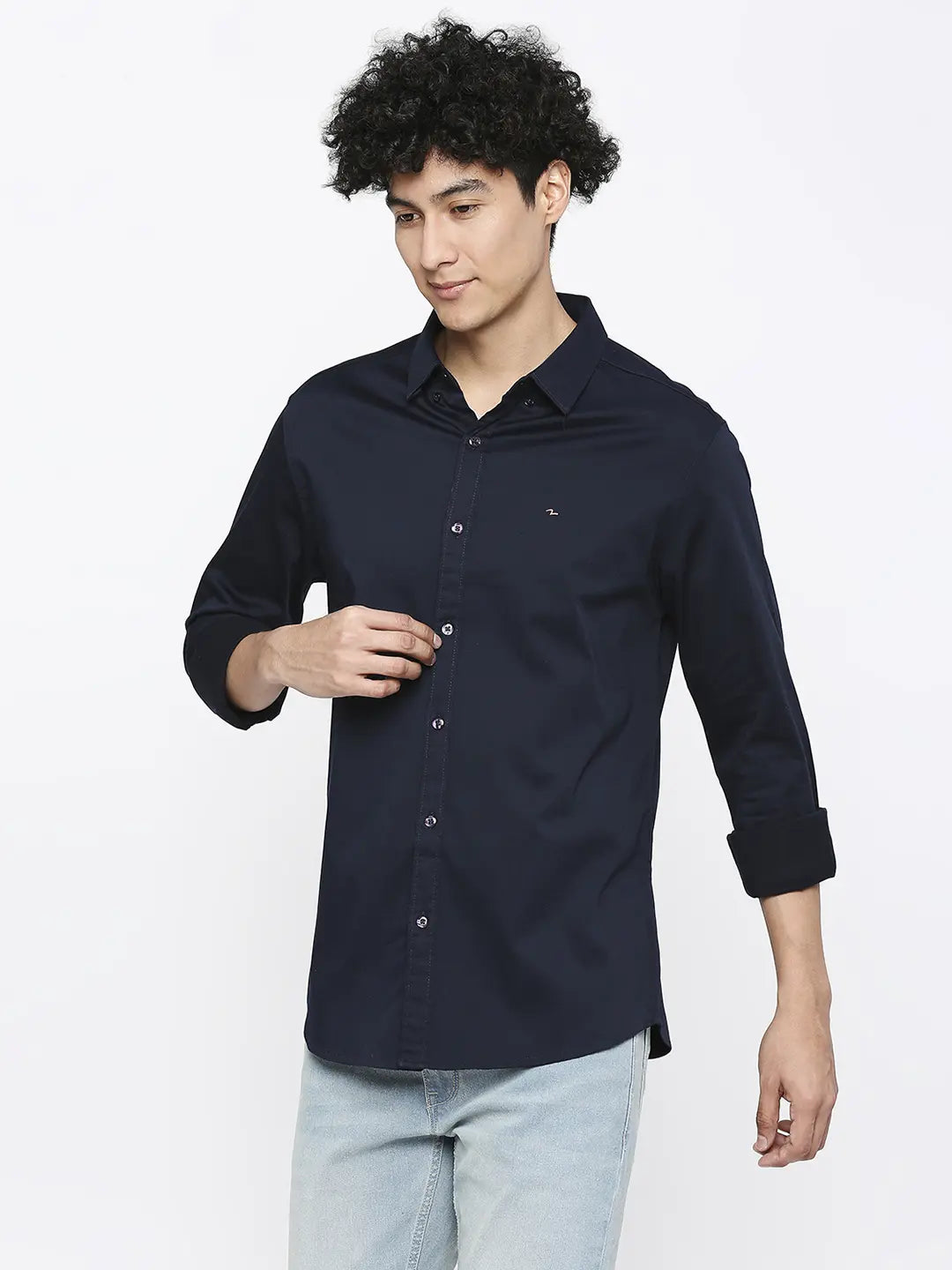 Spykar Men Navy Blue Cotton Slim Fit Plain Shirt