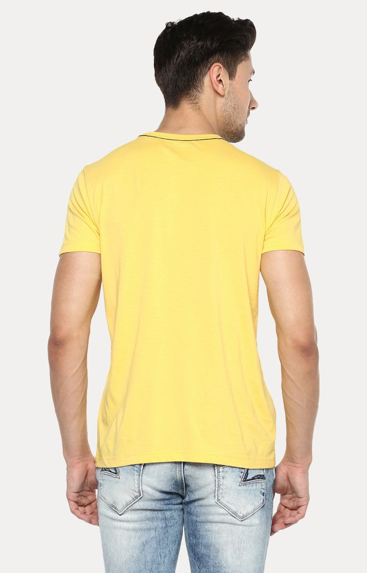 Spykar Yellow Printed Slim Fit Men T-Shirts