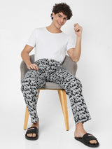 Men Premium Black Cotton Blend Regular Fit Pyjama - Underjeans By Spykar