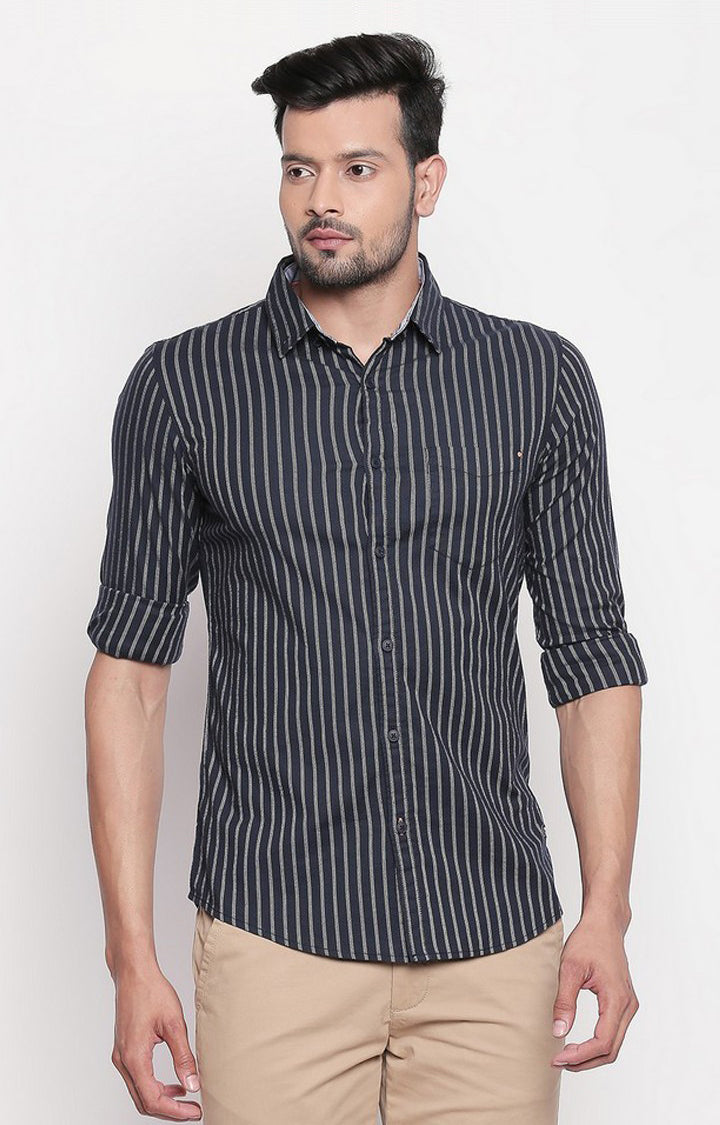 Spykar Men Navy Striped Regular Fit Casual Shirt