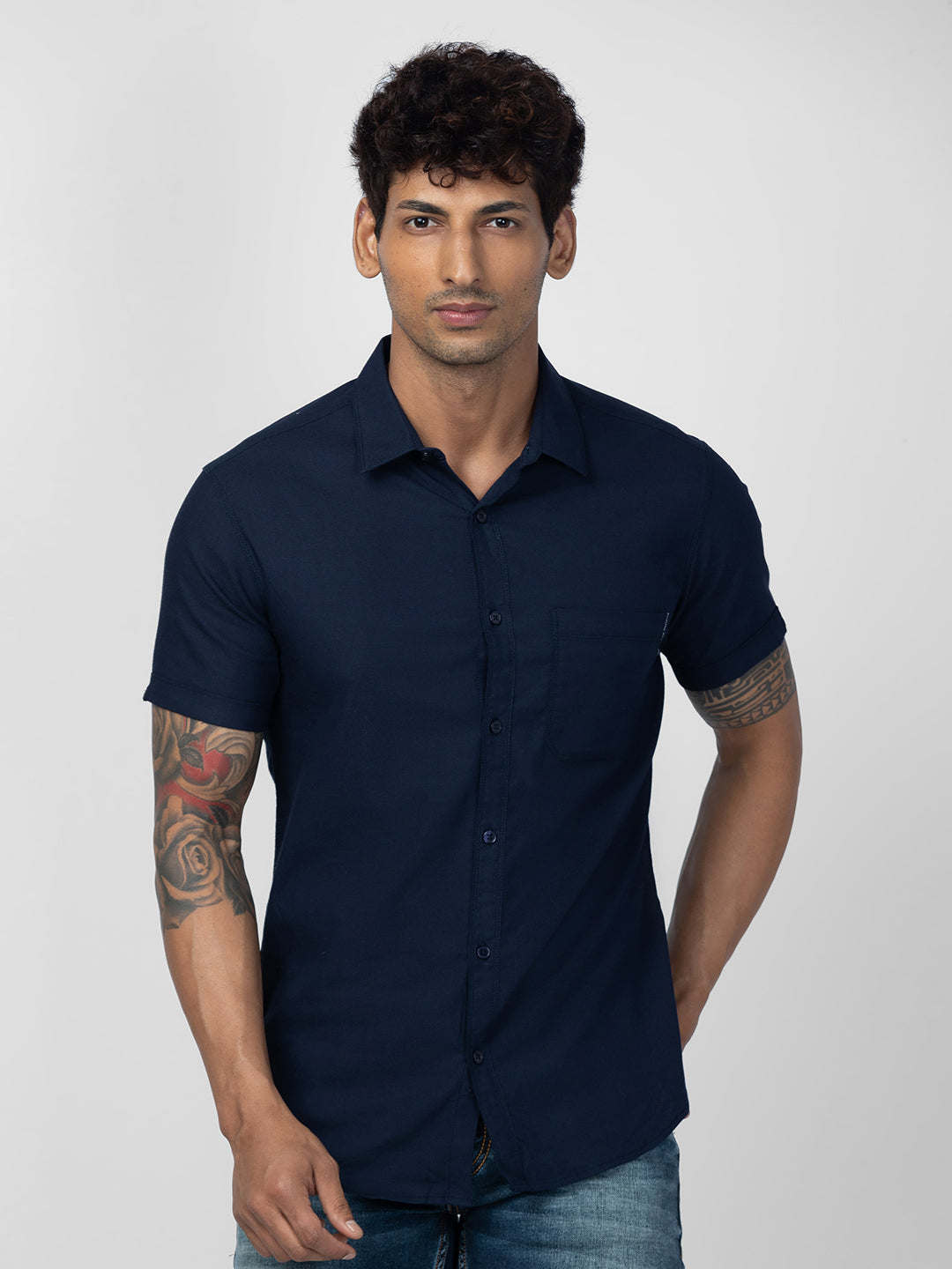 Spykar Men Navy Blue Cotton Slim Fit Plain Shirt