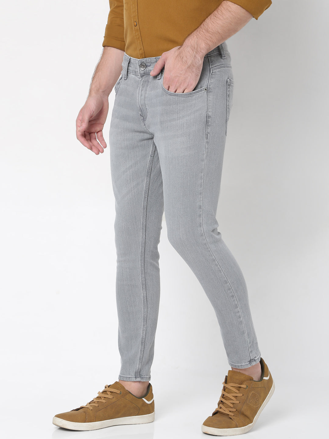 Spykar Men Grey Cotton Slim Fit Tapered length Jeans (Kano)