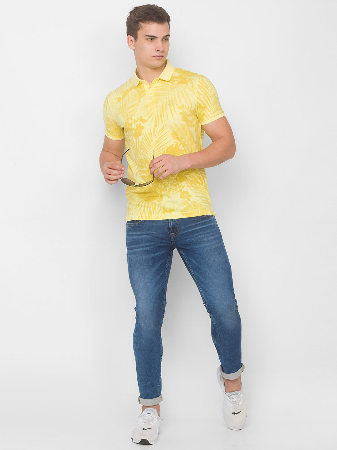 Spykar Men Yellow Cotton Slim Fit Round Neck T-Shirt