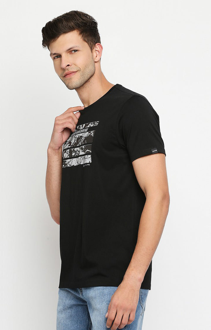 Spykar Men Black Cotton Slim Fit Round Neck T-Shirt