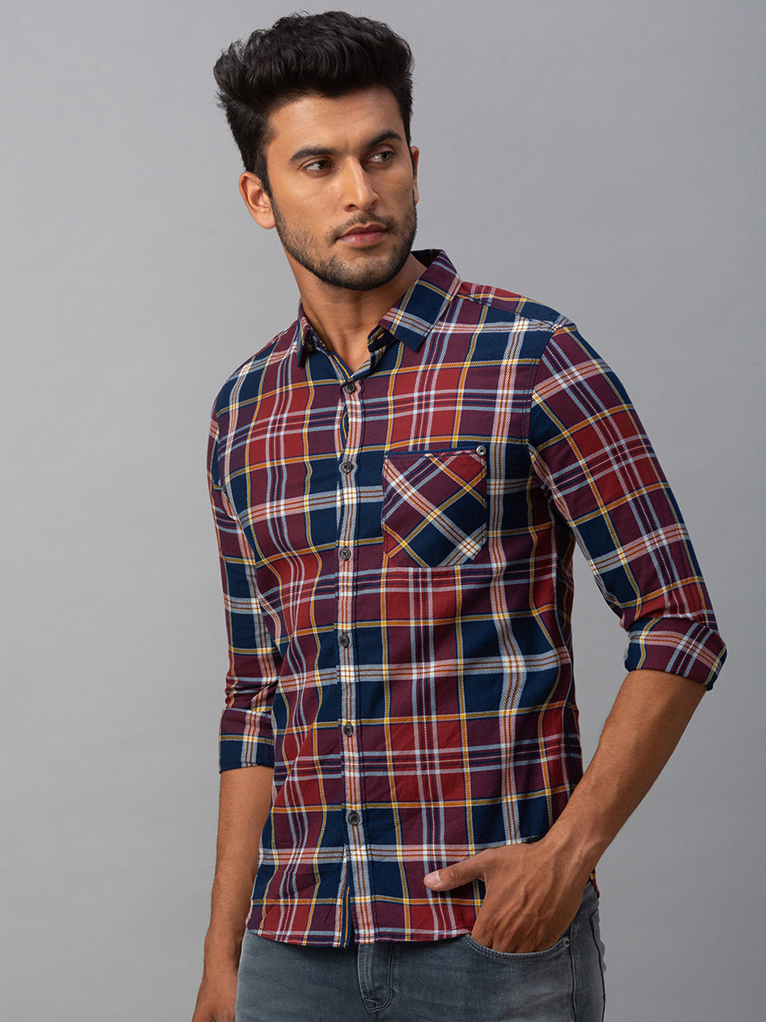 Spykar Men Red Cotton Slim Fit Shirt