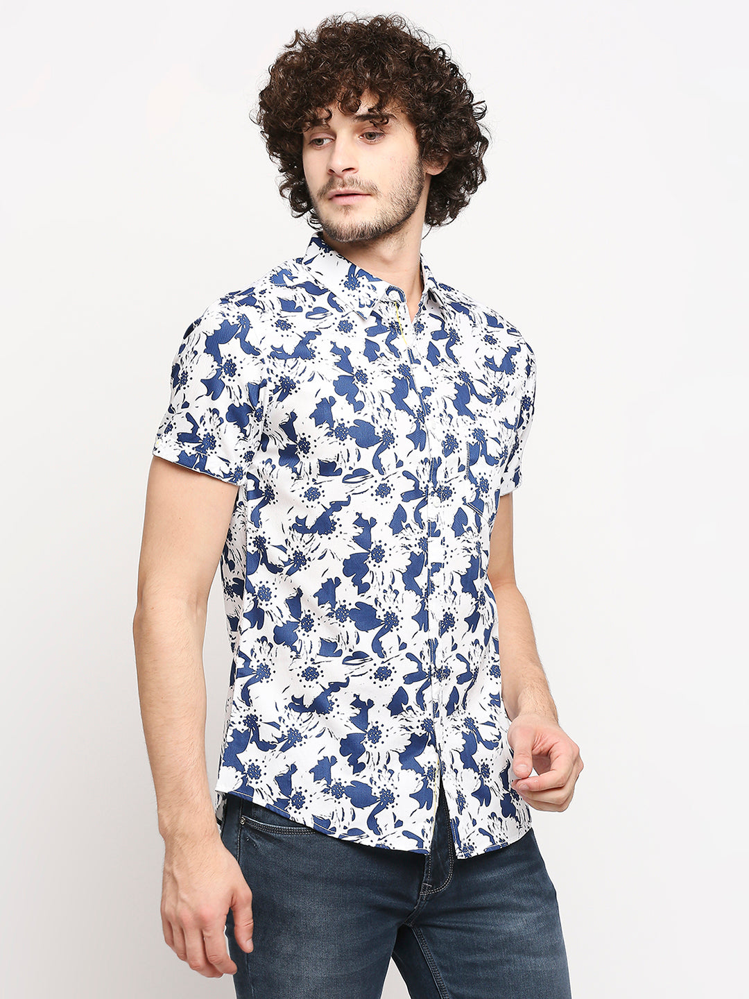 Spykar Men Indigo Blue Cotton Shirts (Slim)