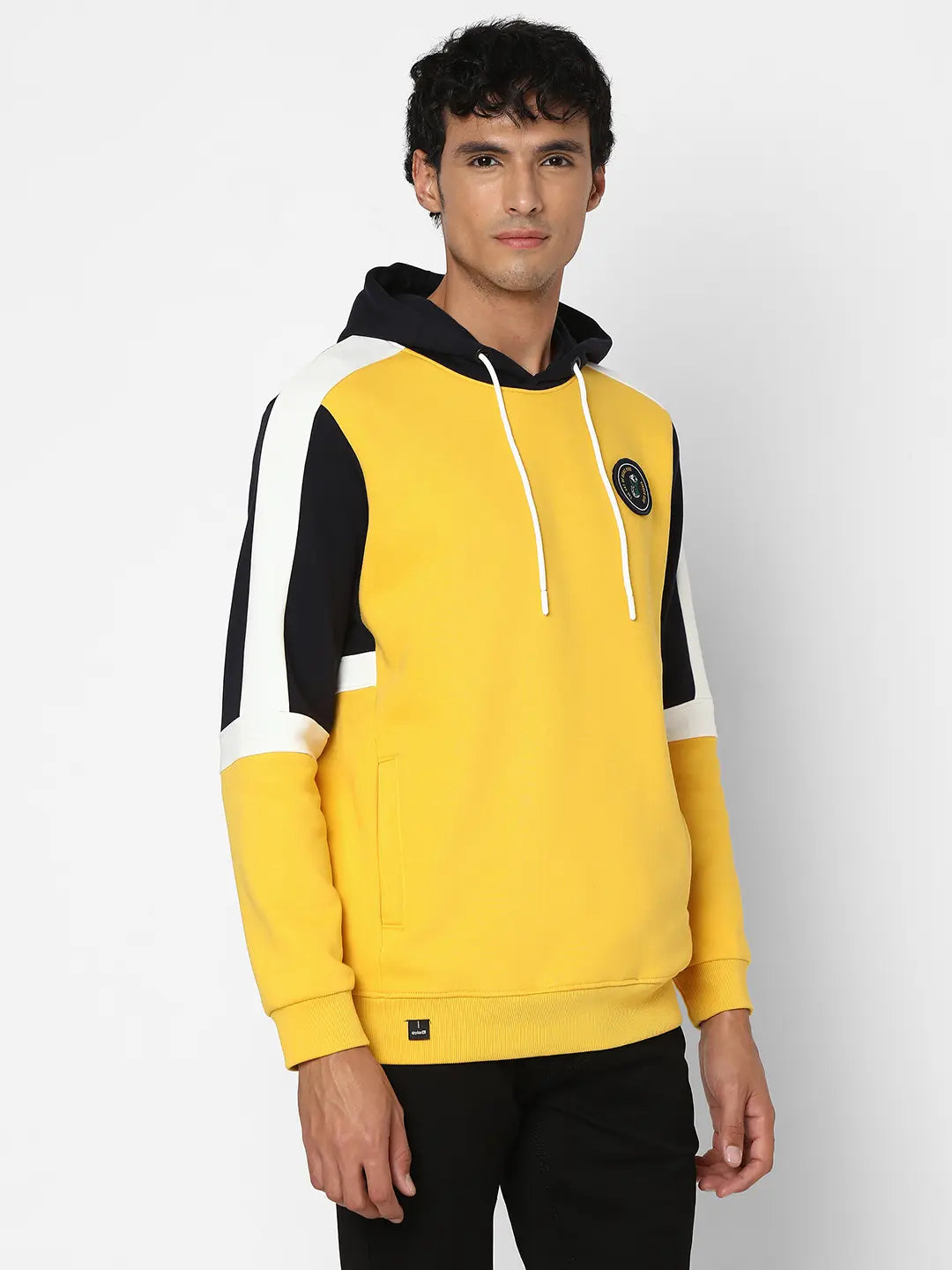 Spykar Men Chrome Yellow Blended Regular Fit Full Sleeve Hooded Printed Casual Sweatshirt