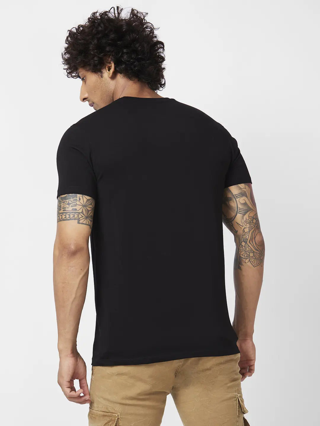 Spykar Men Black Blended Slim Fit Half Sleeve Round Neck Printed Tshirt