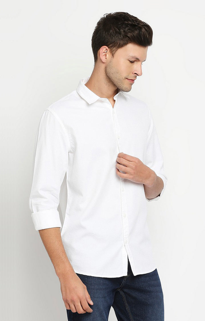 Spykar Men White Cotton Slim Fit Casual Shirts