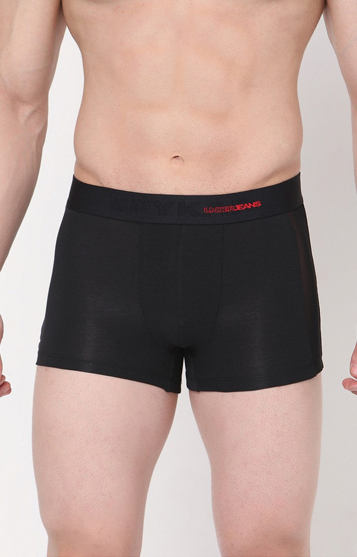 Underjeans By Spykar Men Black Solid Trunks