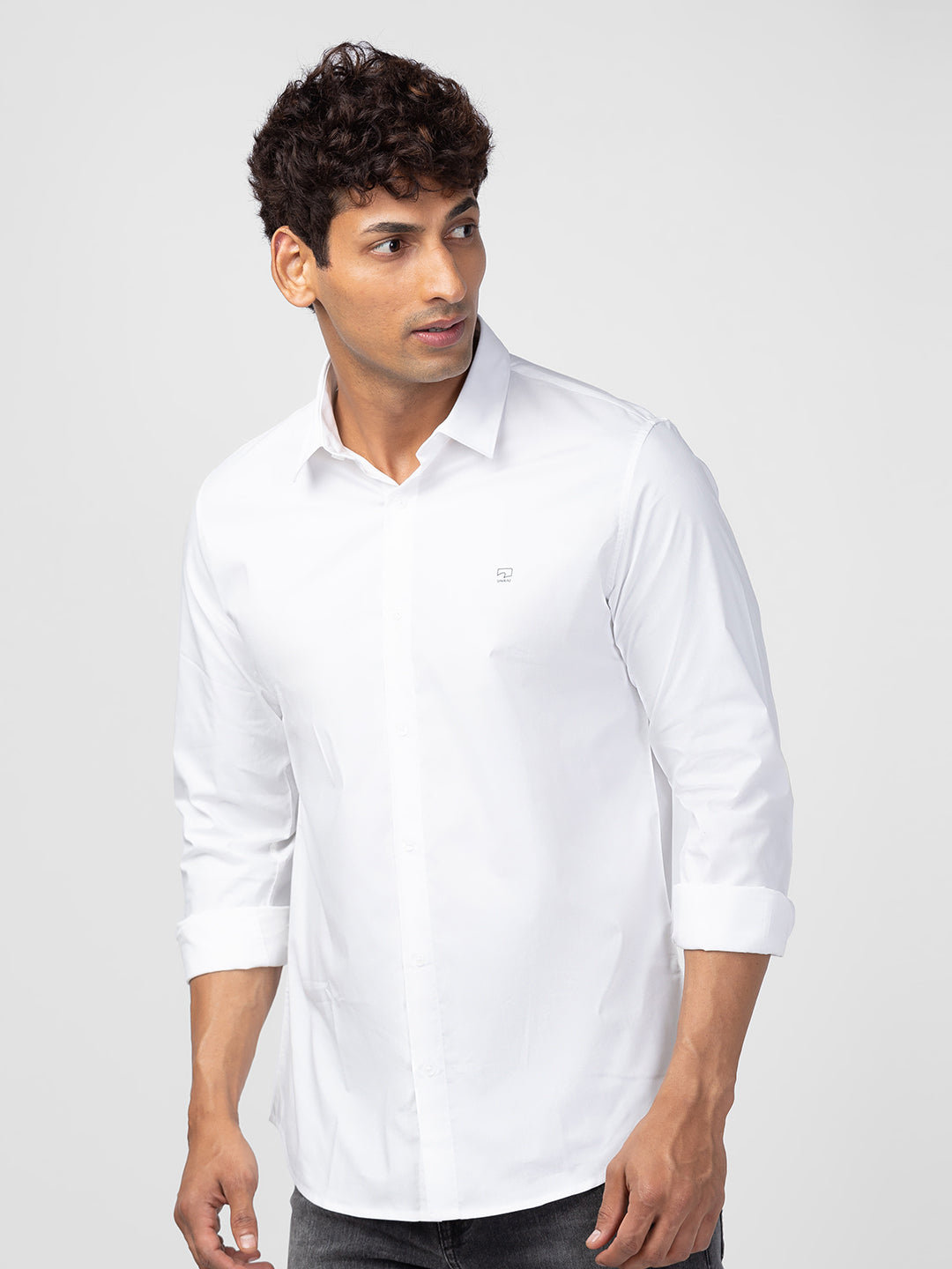 Spykar Men White Cotton Regular Slim Fit Plain Shirt